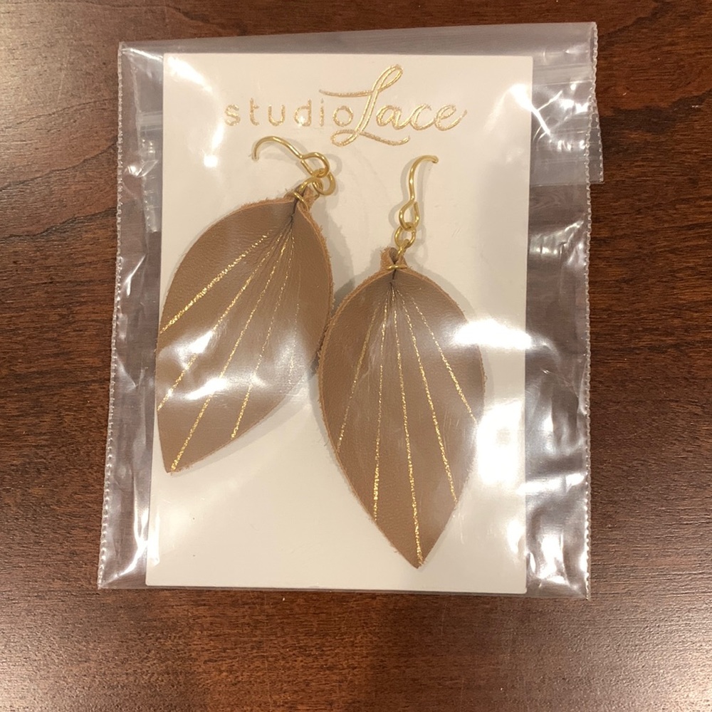 Brown and gold leaf earrings